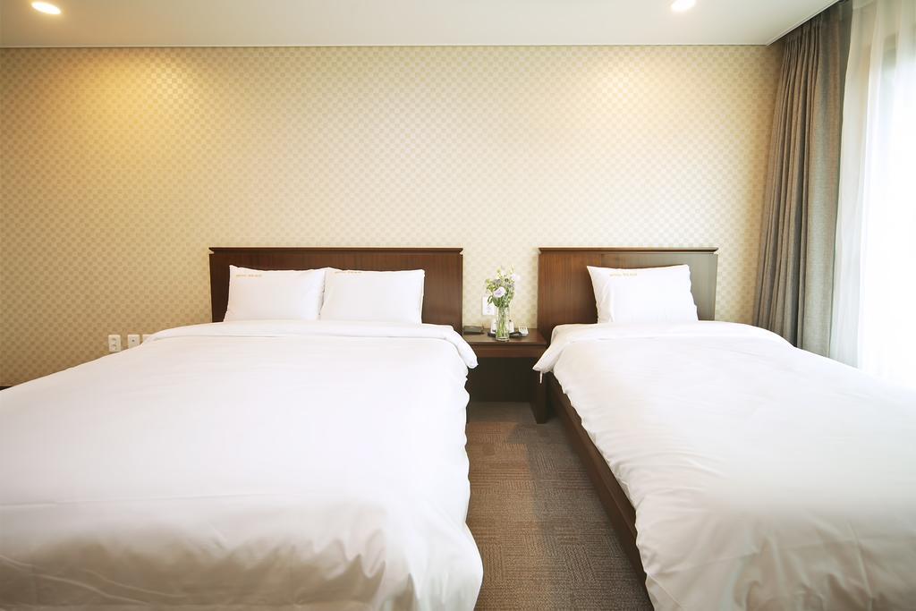 Sea View Hotel Чеджудо Номер фото